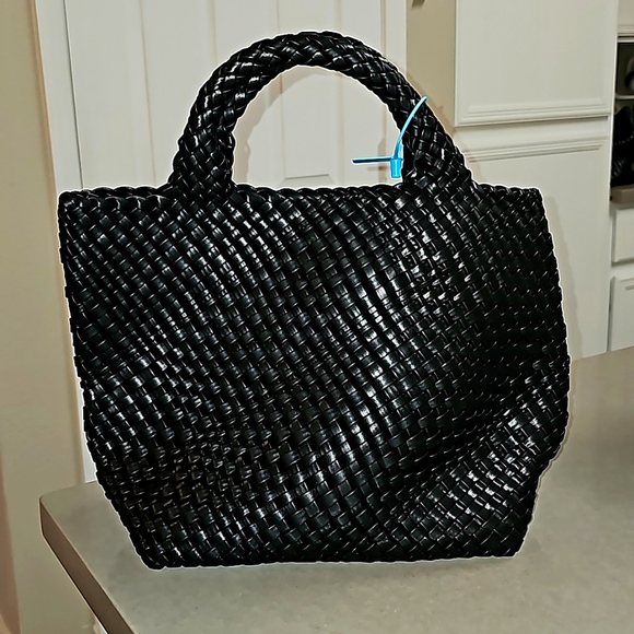 *NEW* Vegan Leather Handmade Woven Tote - Picture 3 of 7